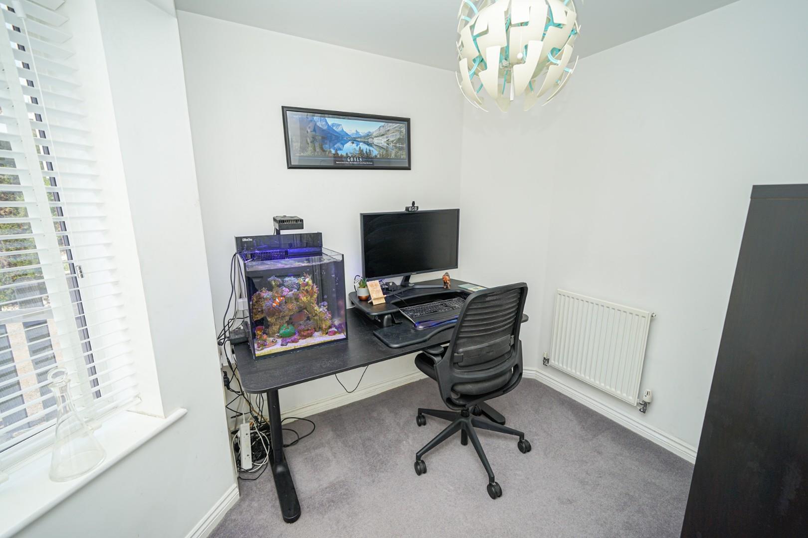 Fieldfare, Leighton Buzzard Quarters Estate Agents